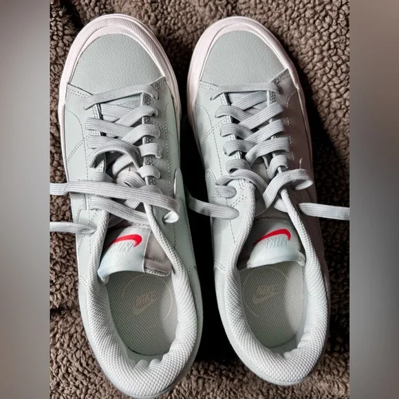 BNIB Nike Court Legacy Lift Women’s 8.5 - Picture 7 of 13